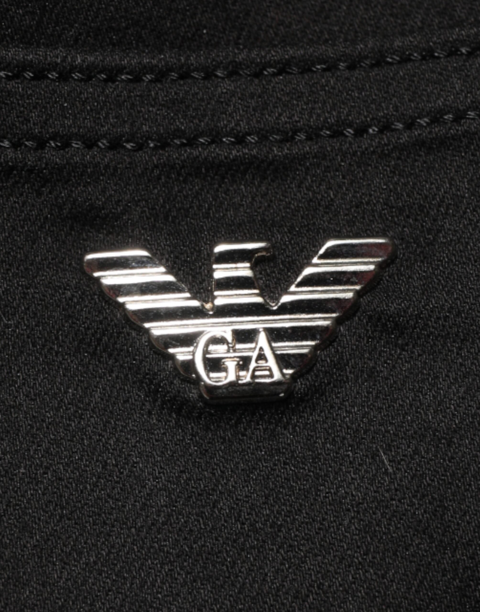 293196070.jpg