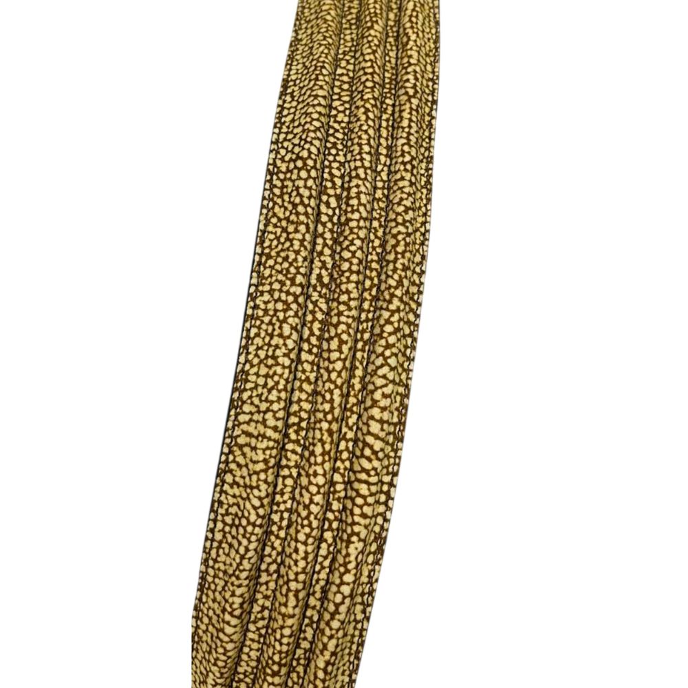 293206683.jpg
