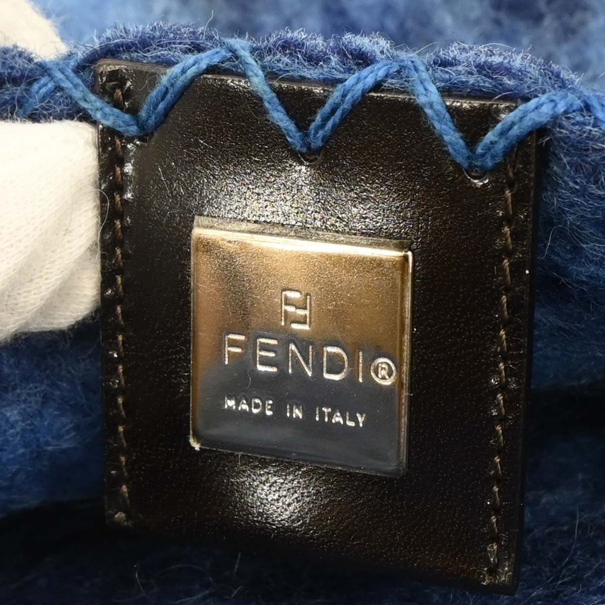293242827.jpg