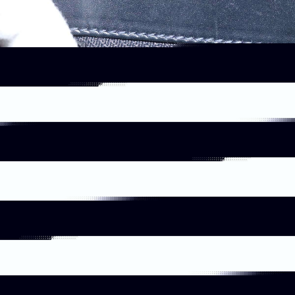 293246141.jpg