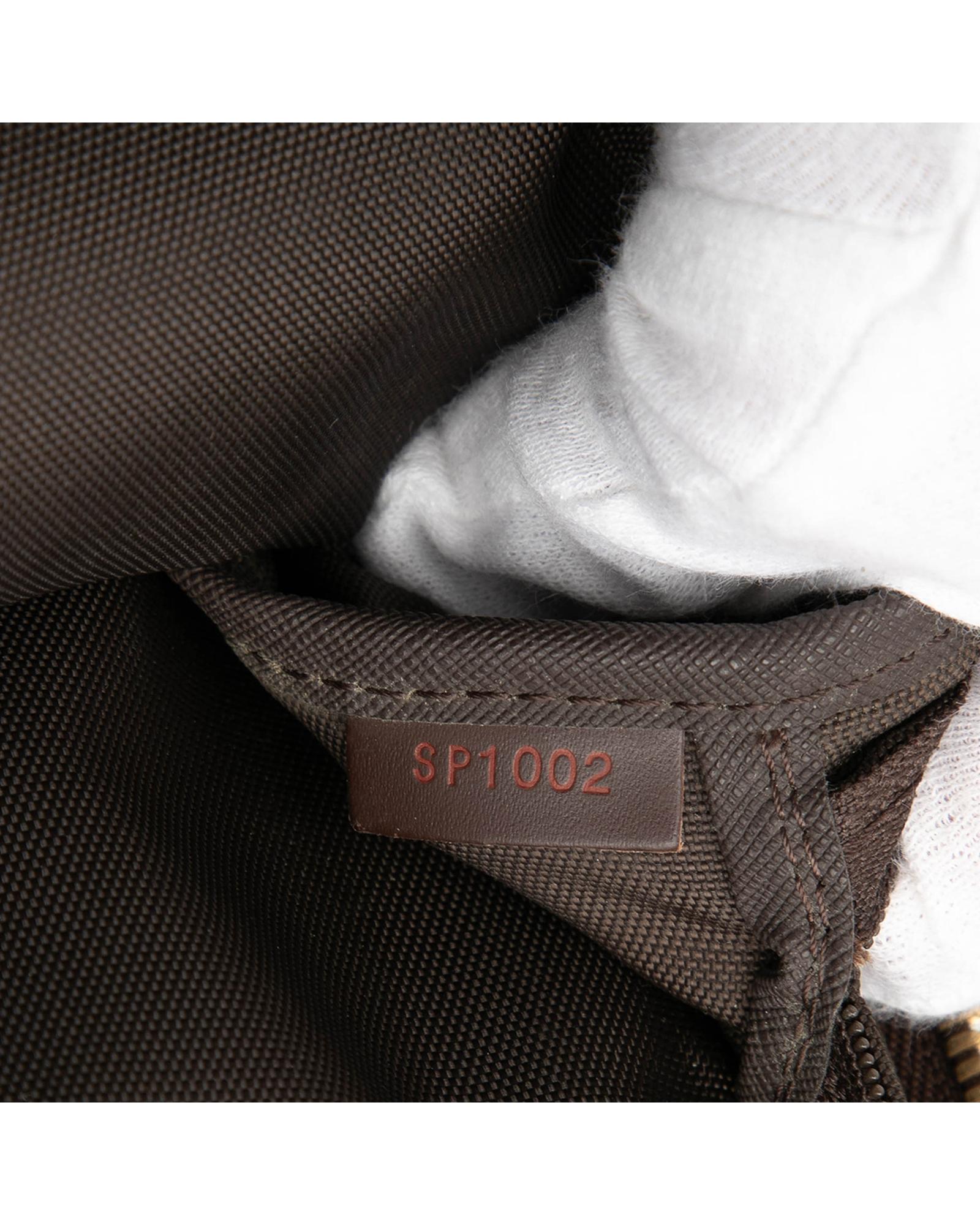 293385214.jpg