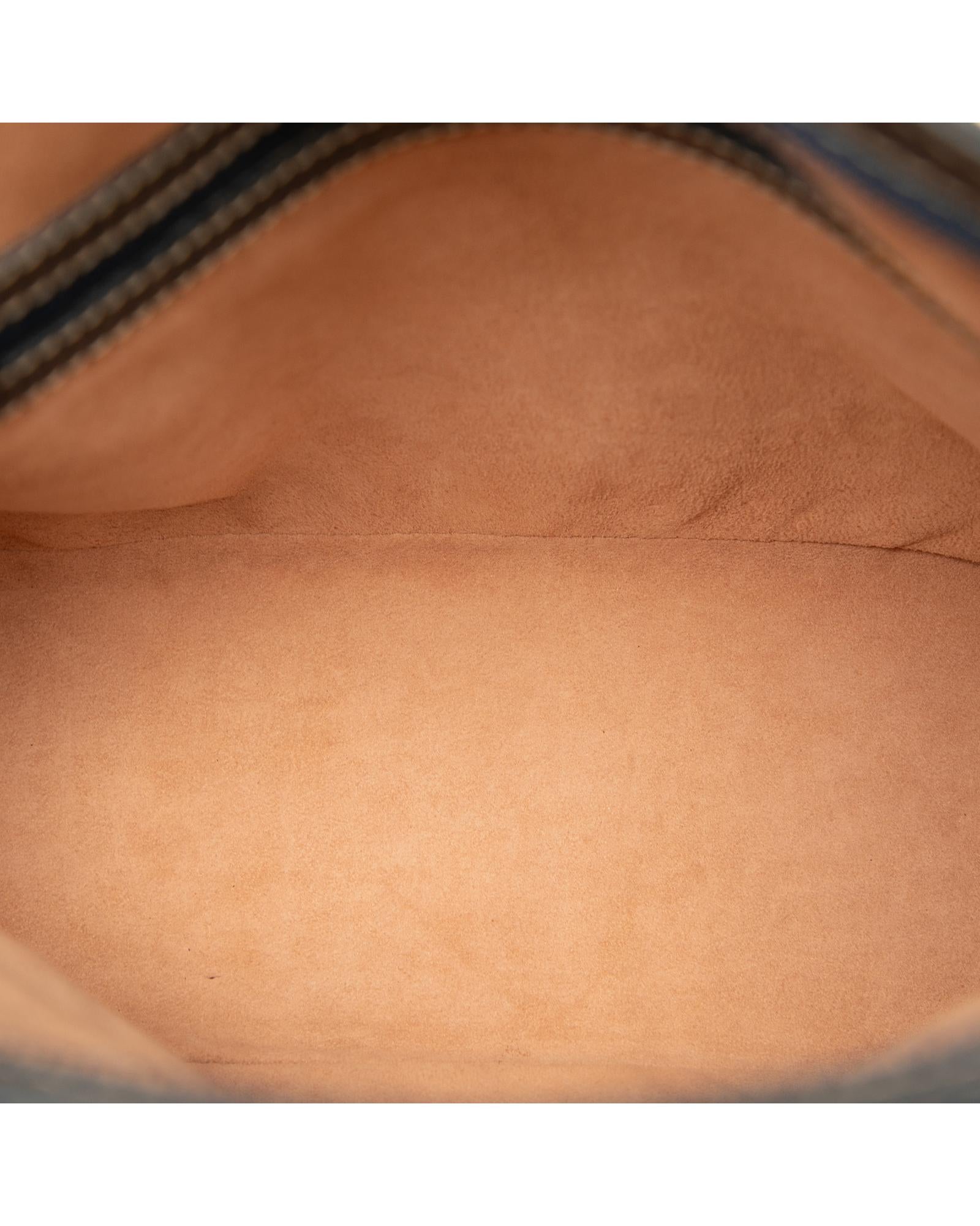 293390138.jpg
