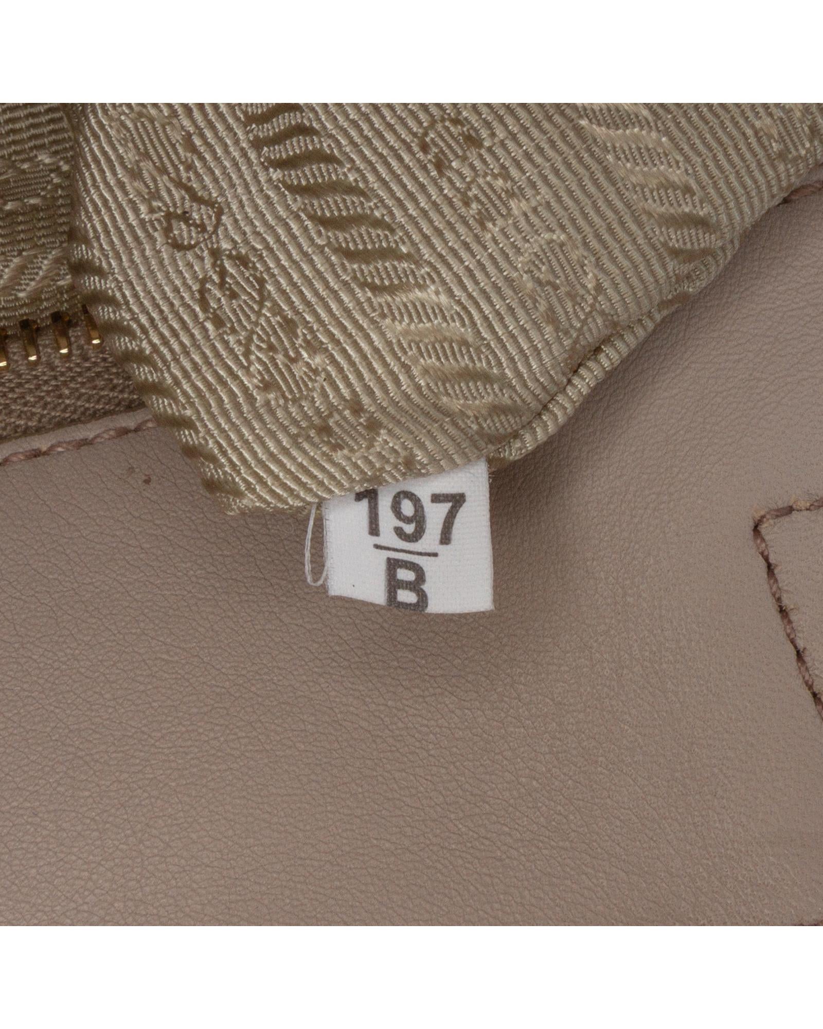 293390340.jpg