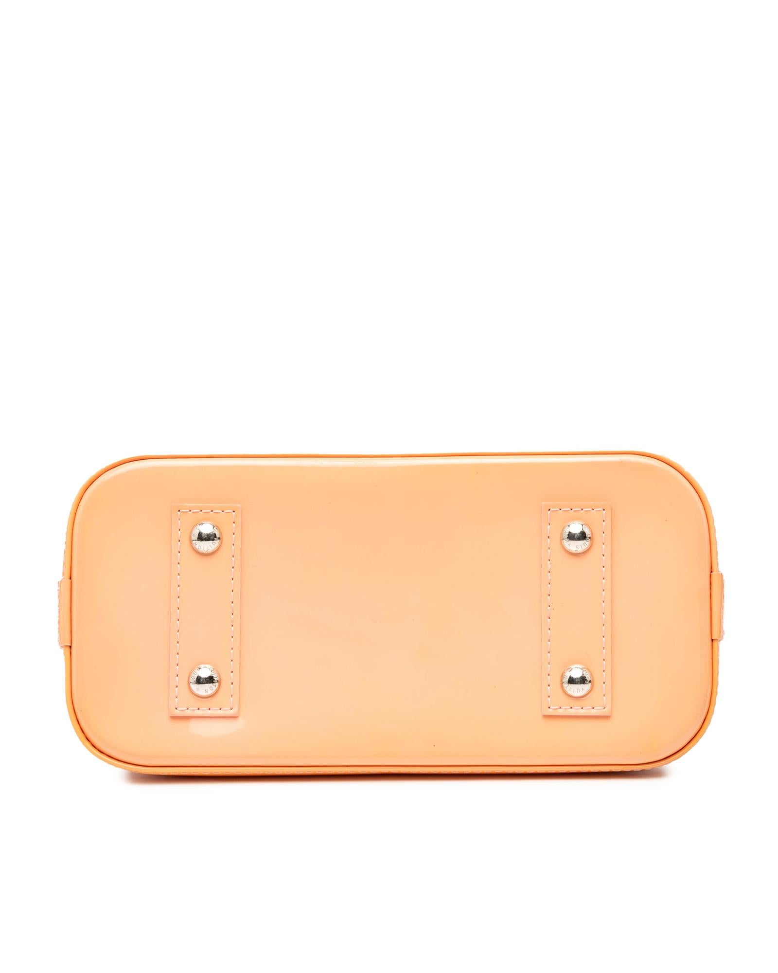 293394335.jpg