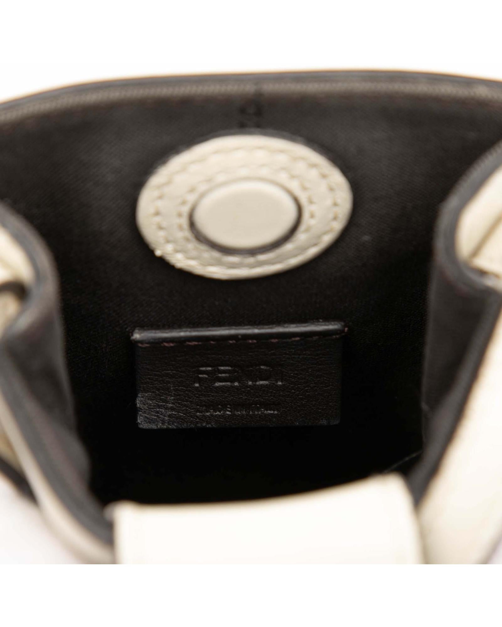 293423240.jpg
