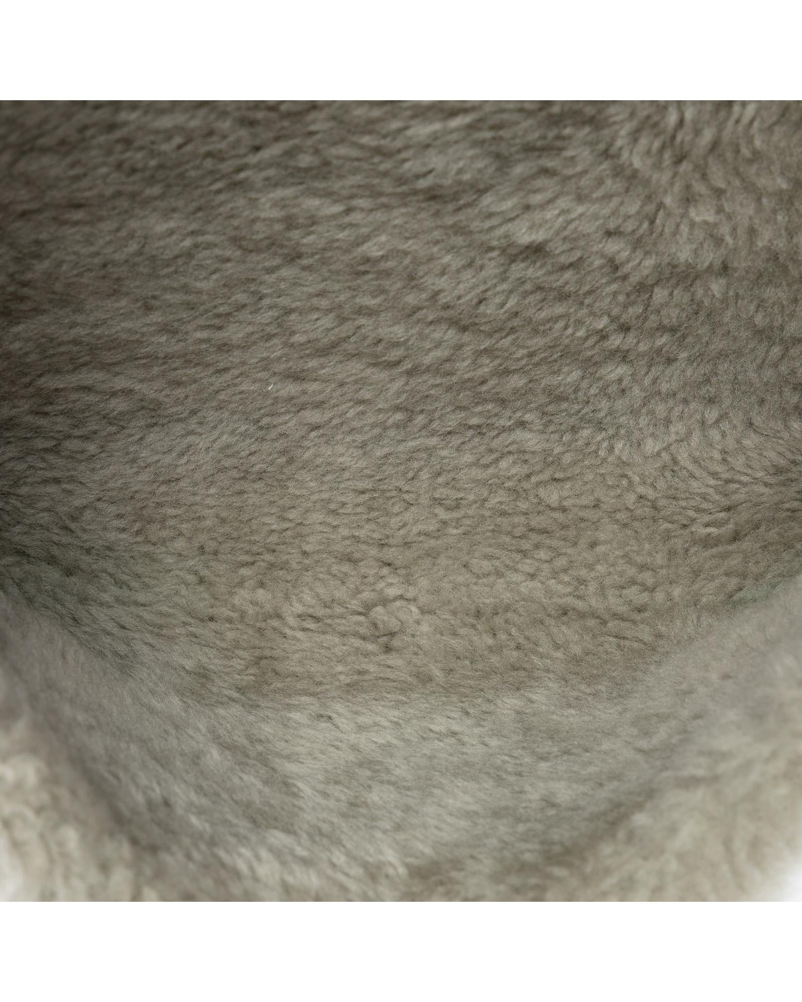 293424162.jpg