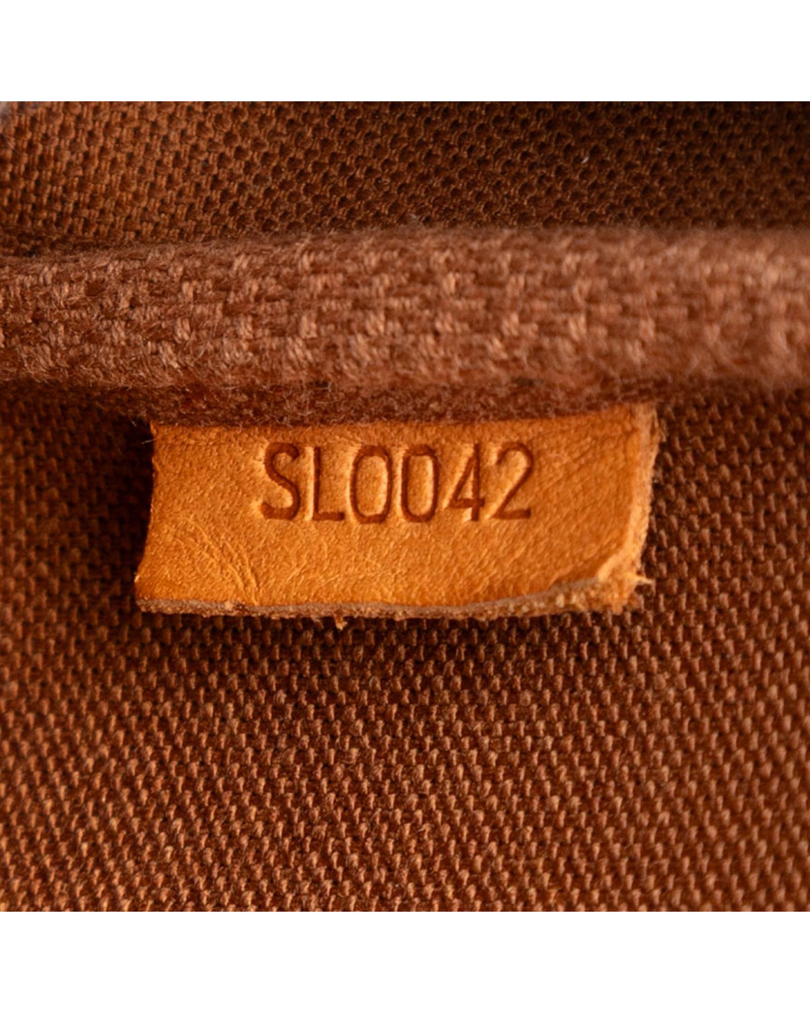 293427774.jpg