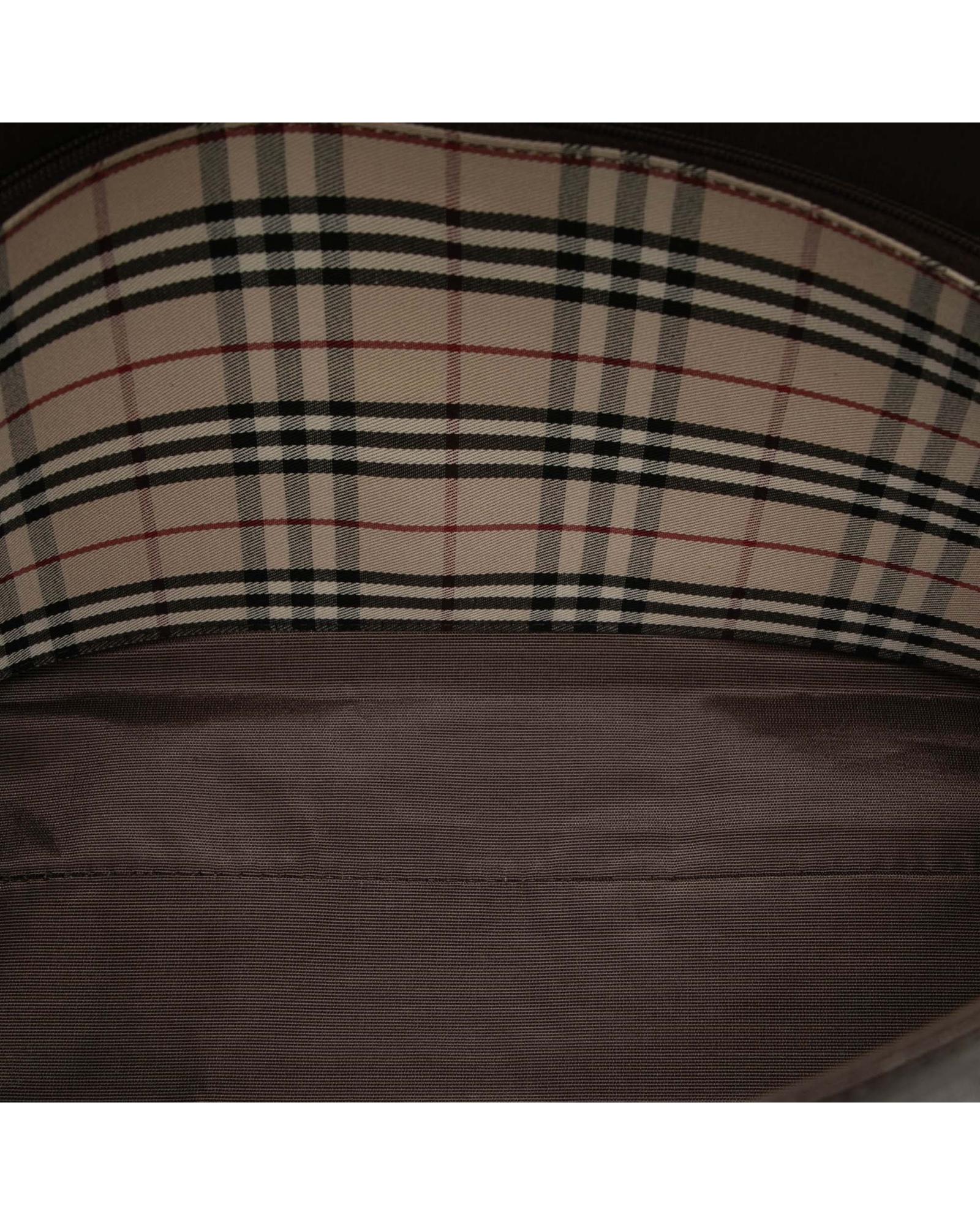 293446884.jpg