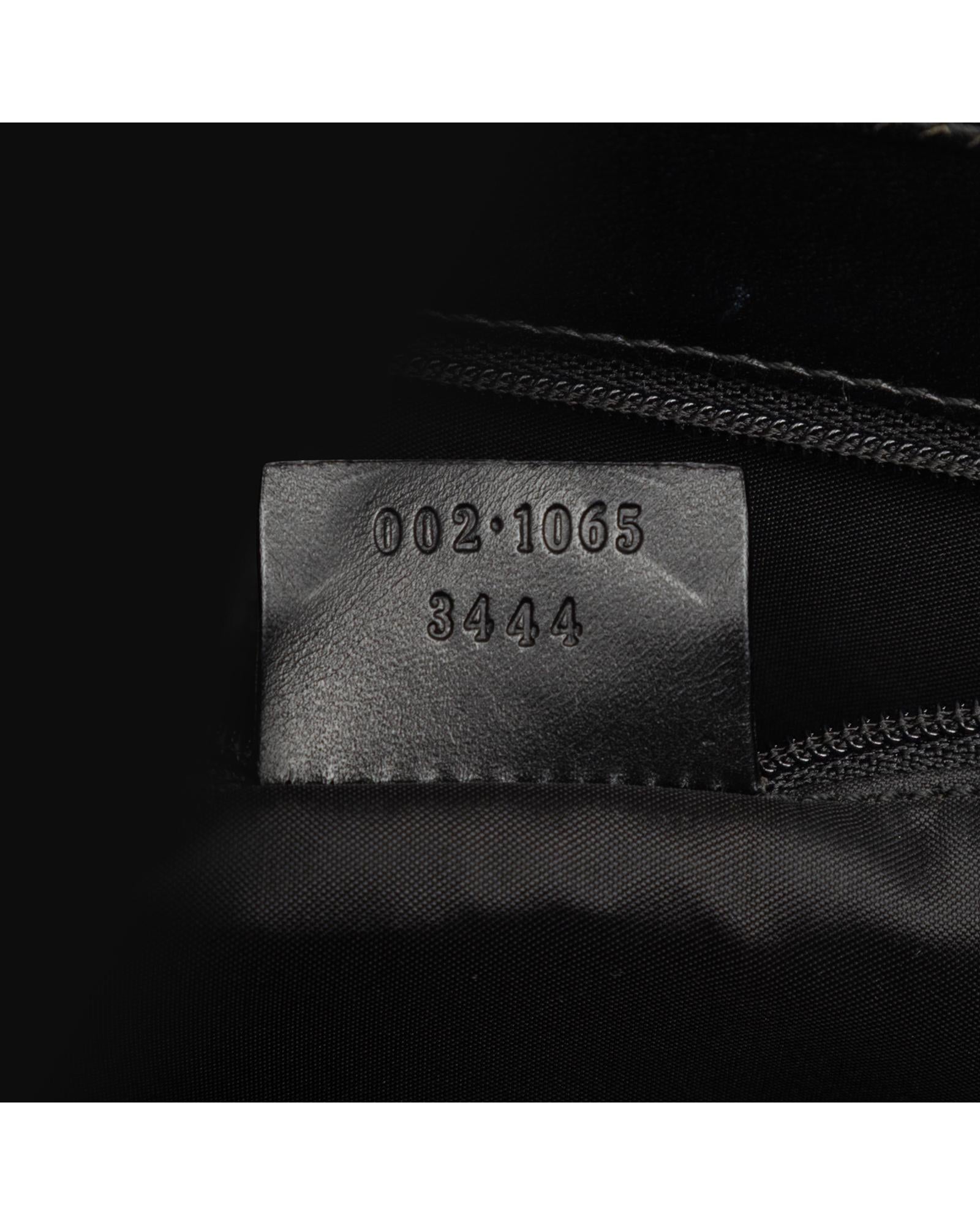293470896.jpg