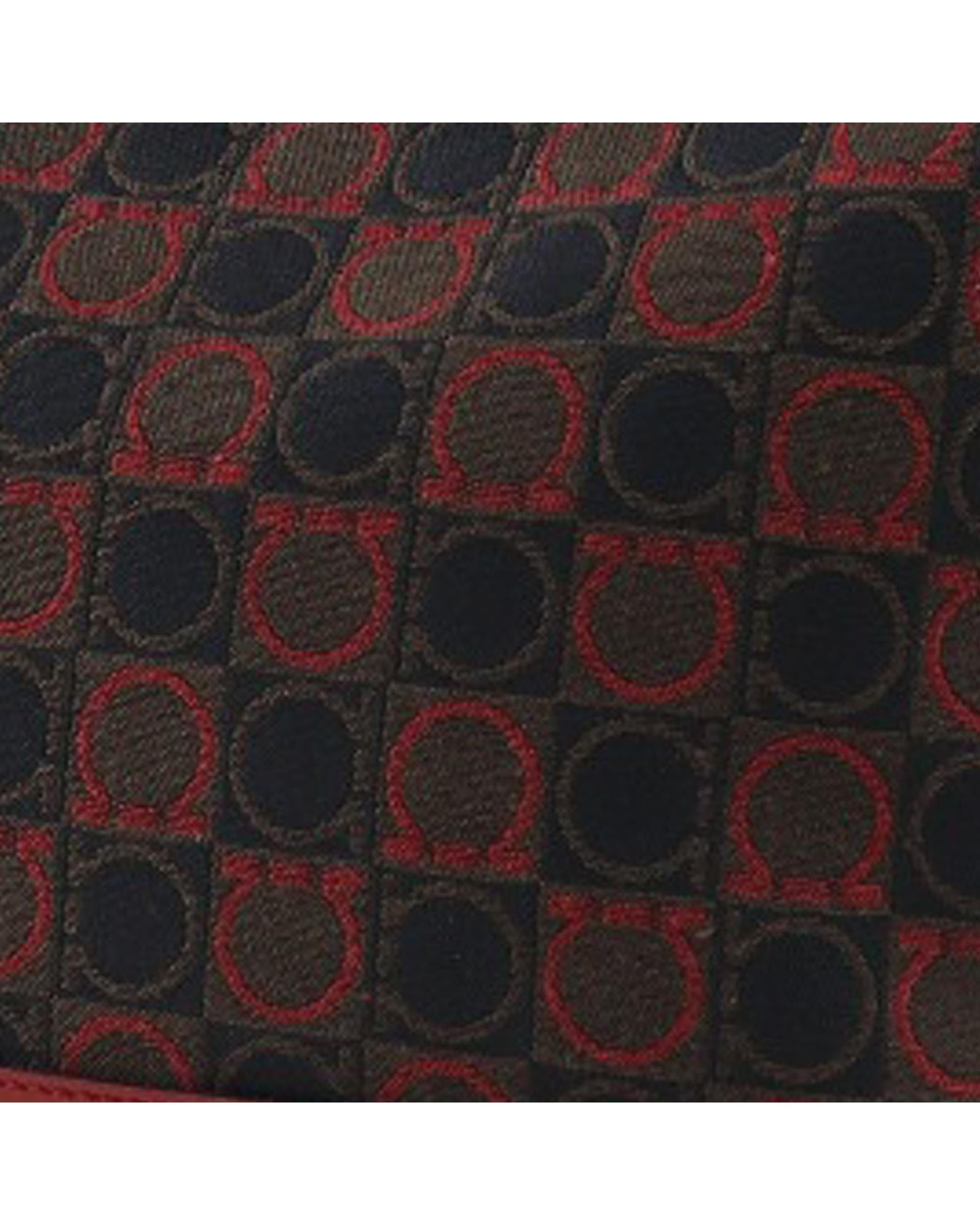293482315.jpg