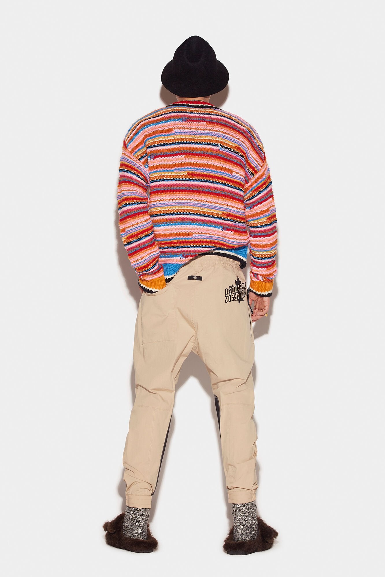 293704217.jpg