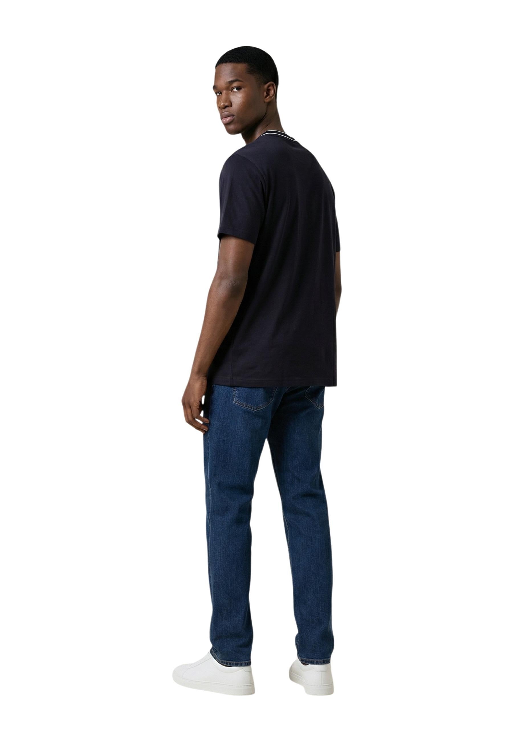 294829887.jpg