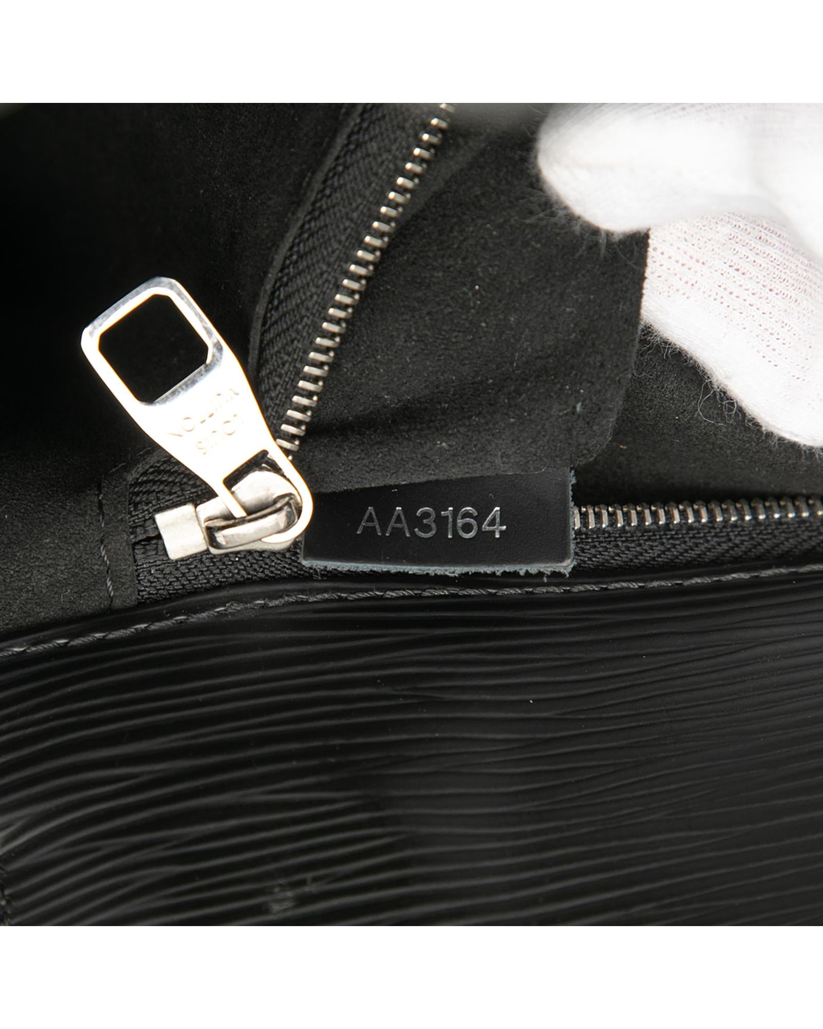 294903673.jpg