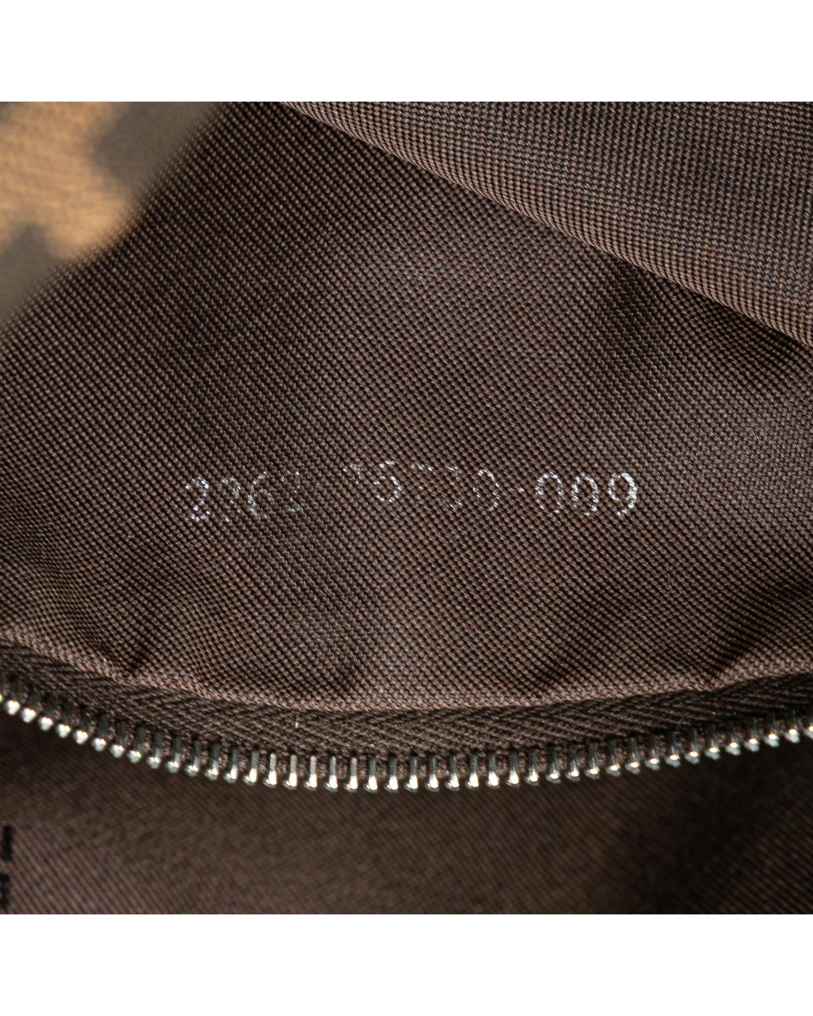 294908258.jpg
