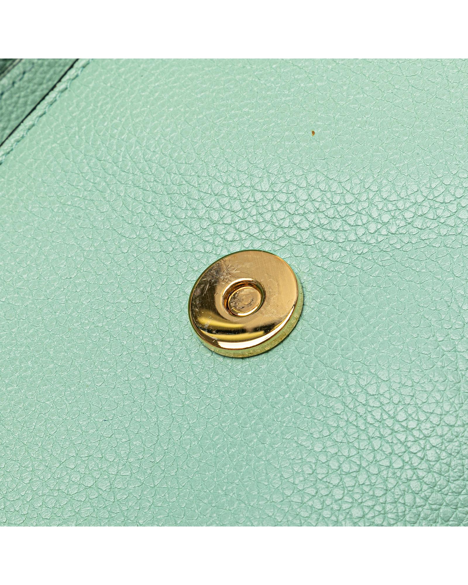 294912053.jpg