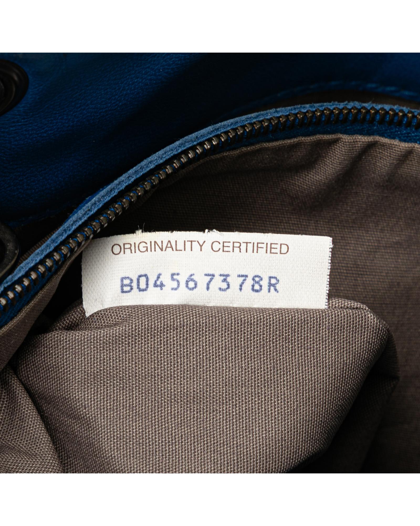 294913340.jpg