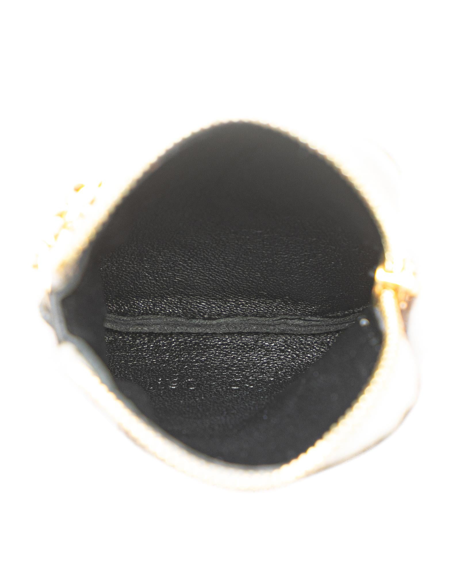 294913642.jpg