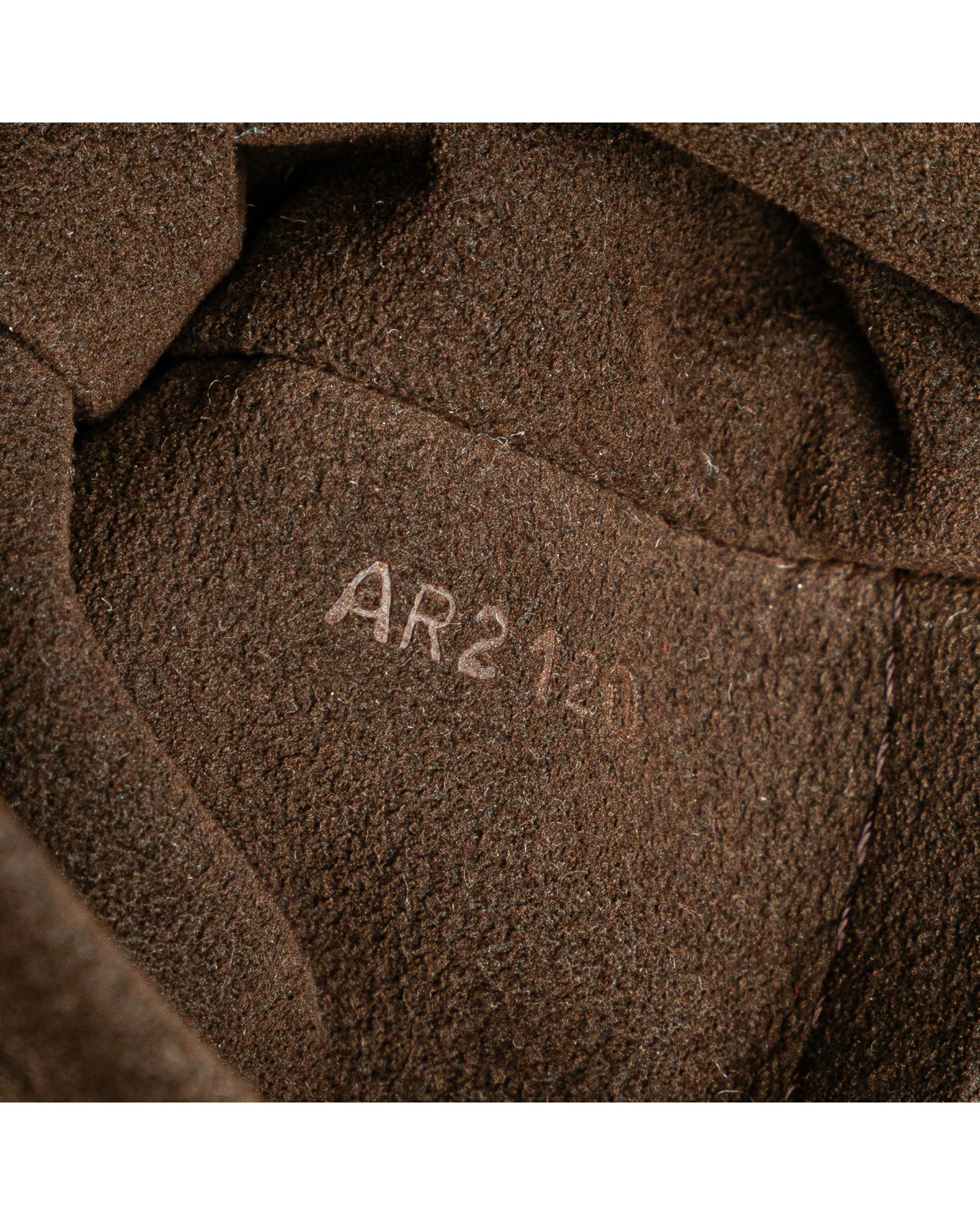 294914023.jpg