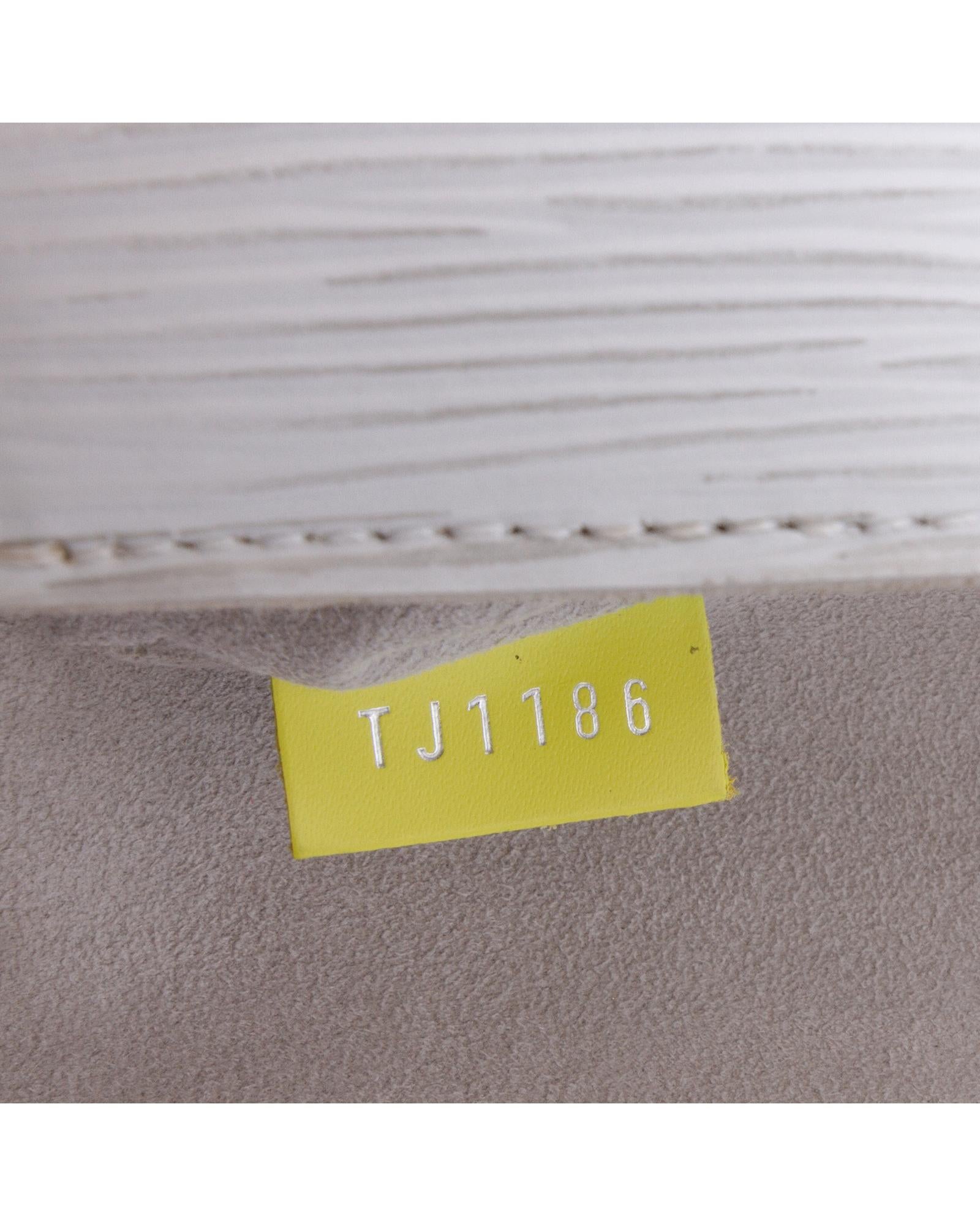 294915578.jpg