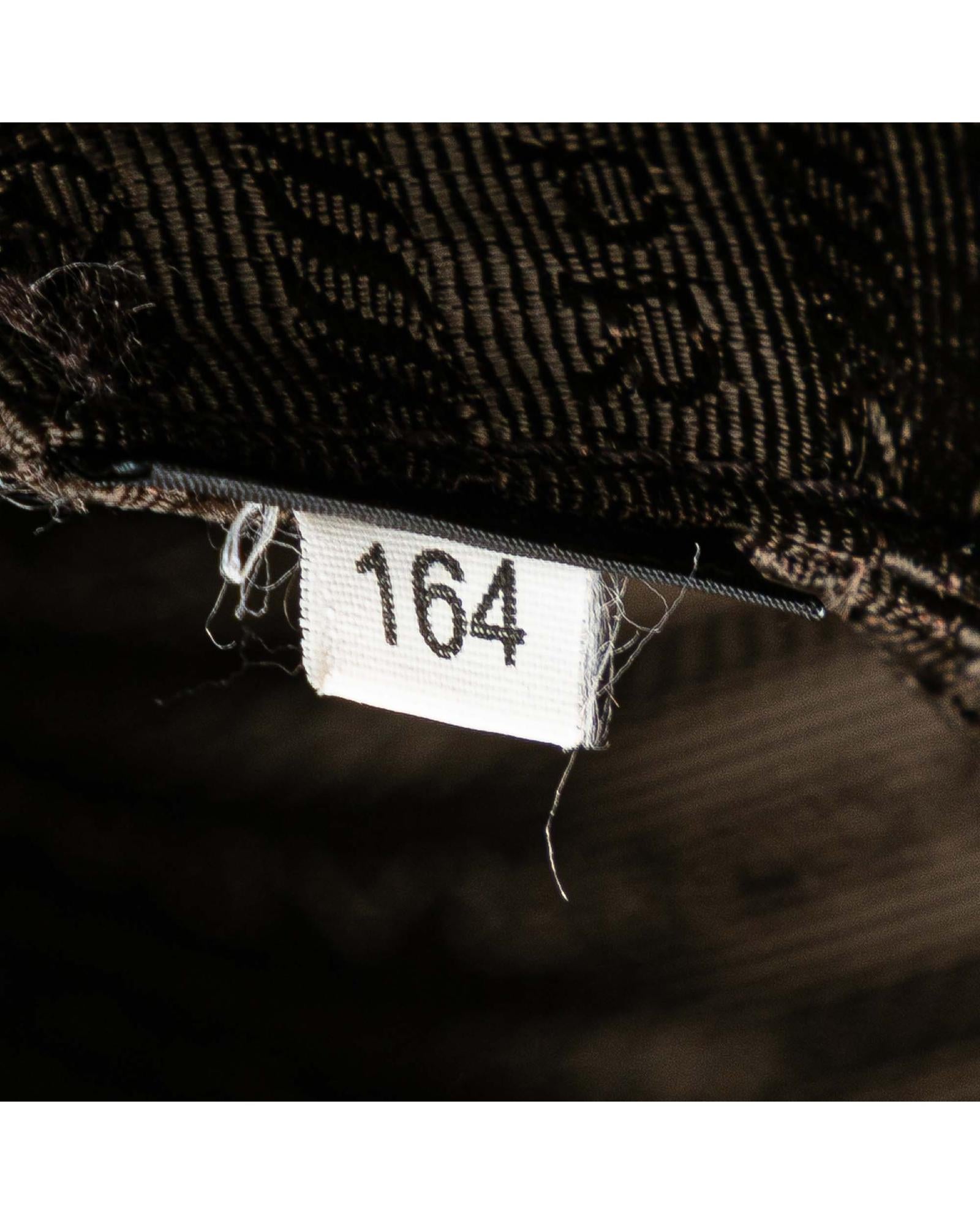 294918242.jpg