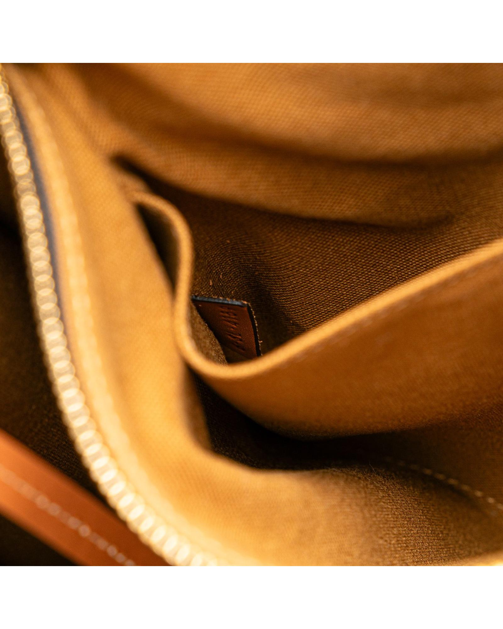 294918347.jpg