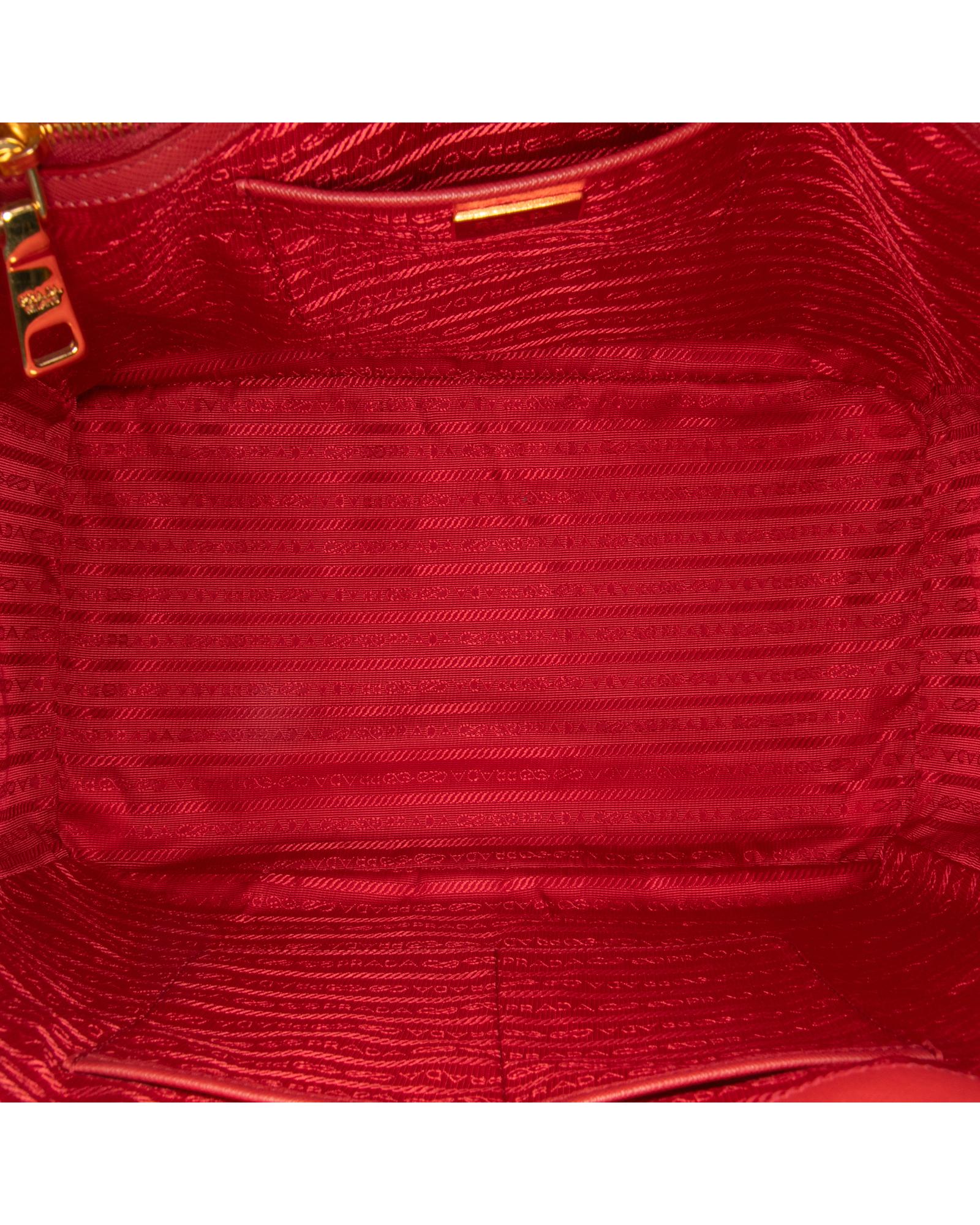 294920879.jpg