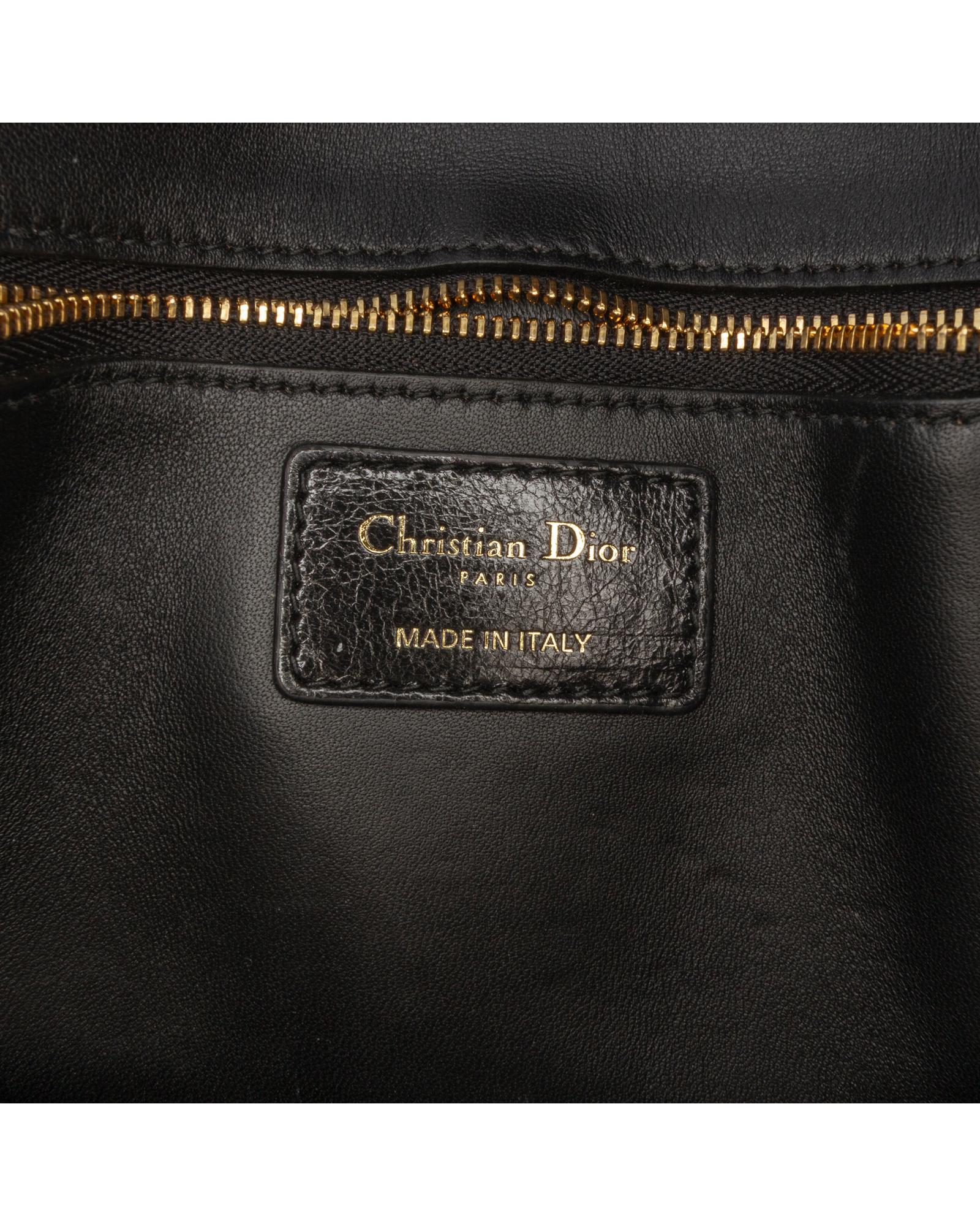 295308284.jpg