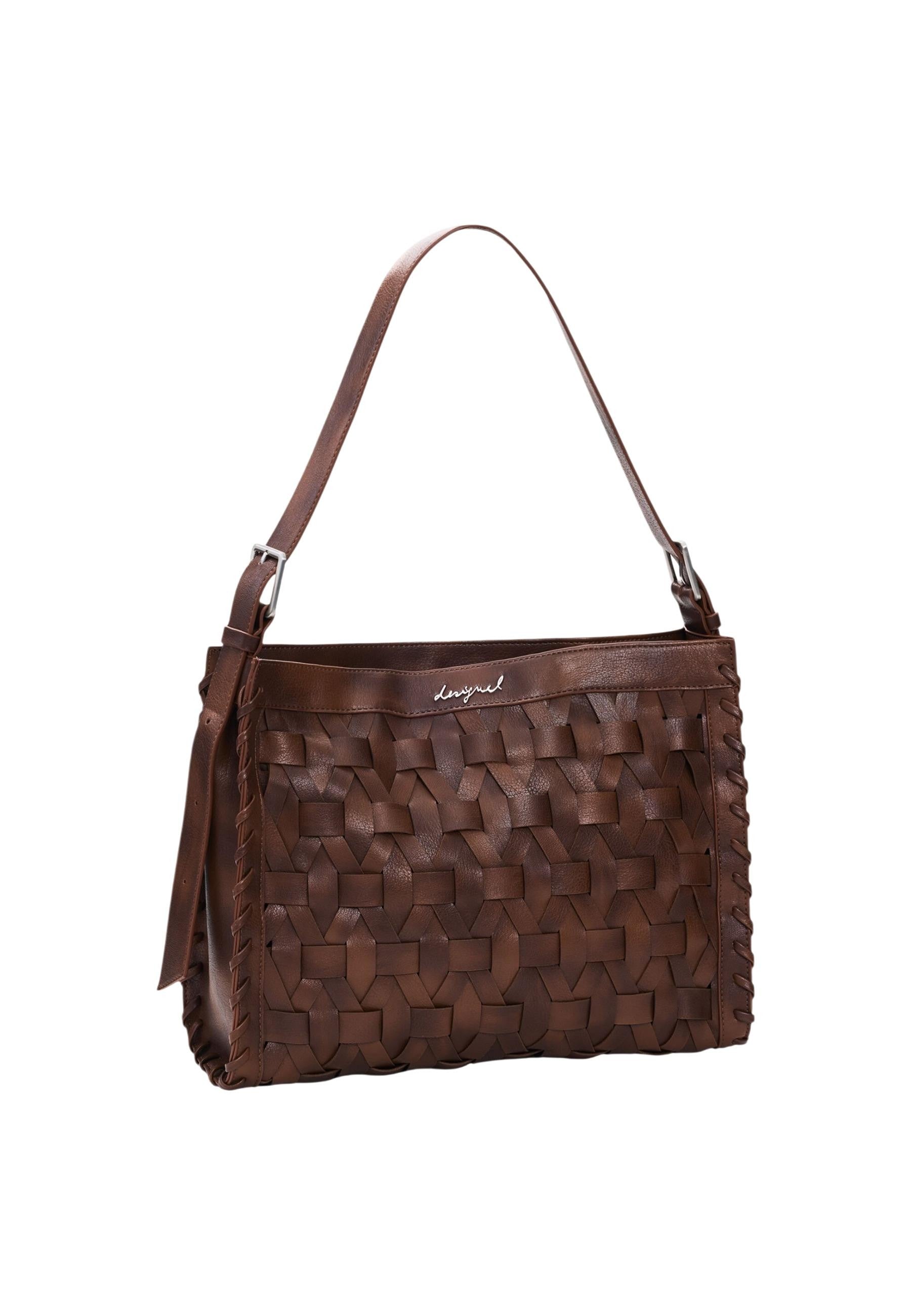 301638718.jpg