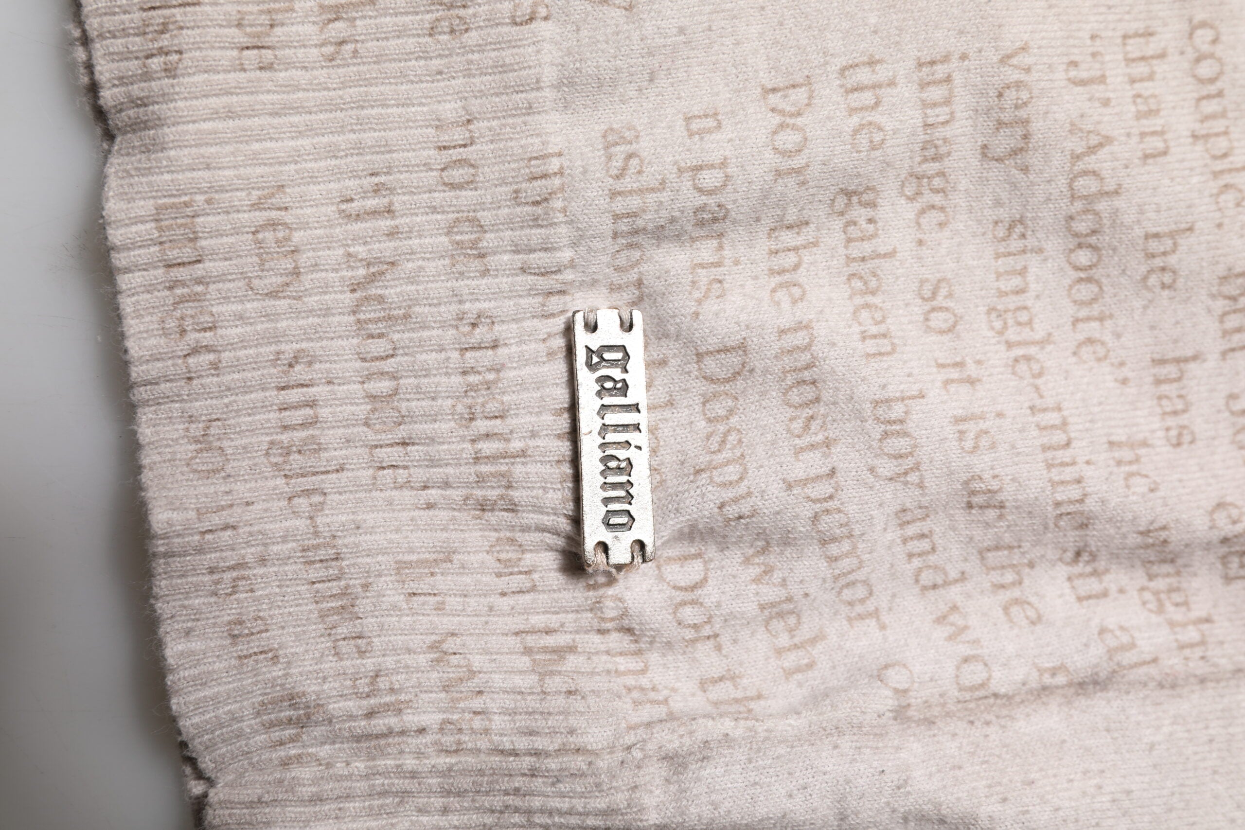 304186004.jpg