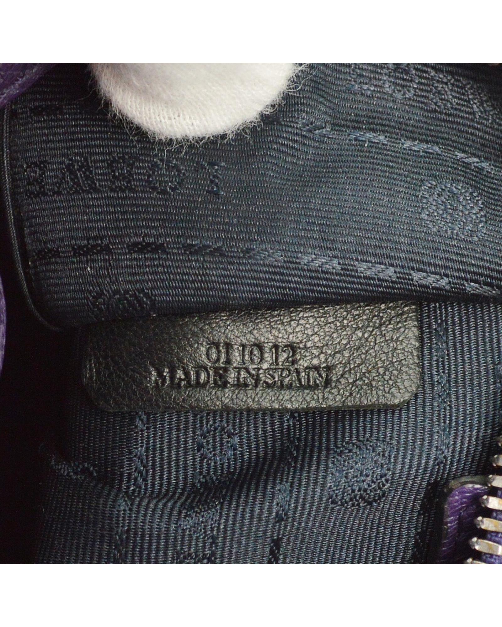 349829055.jpg