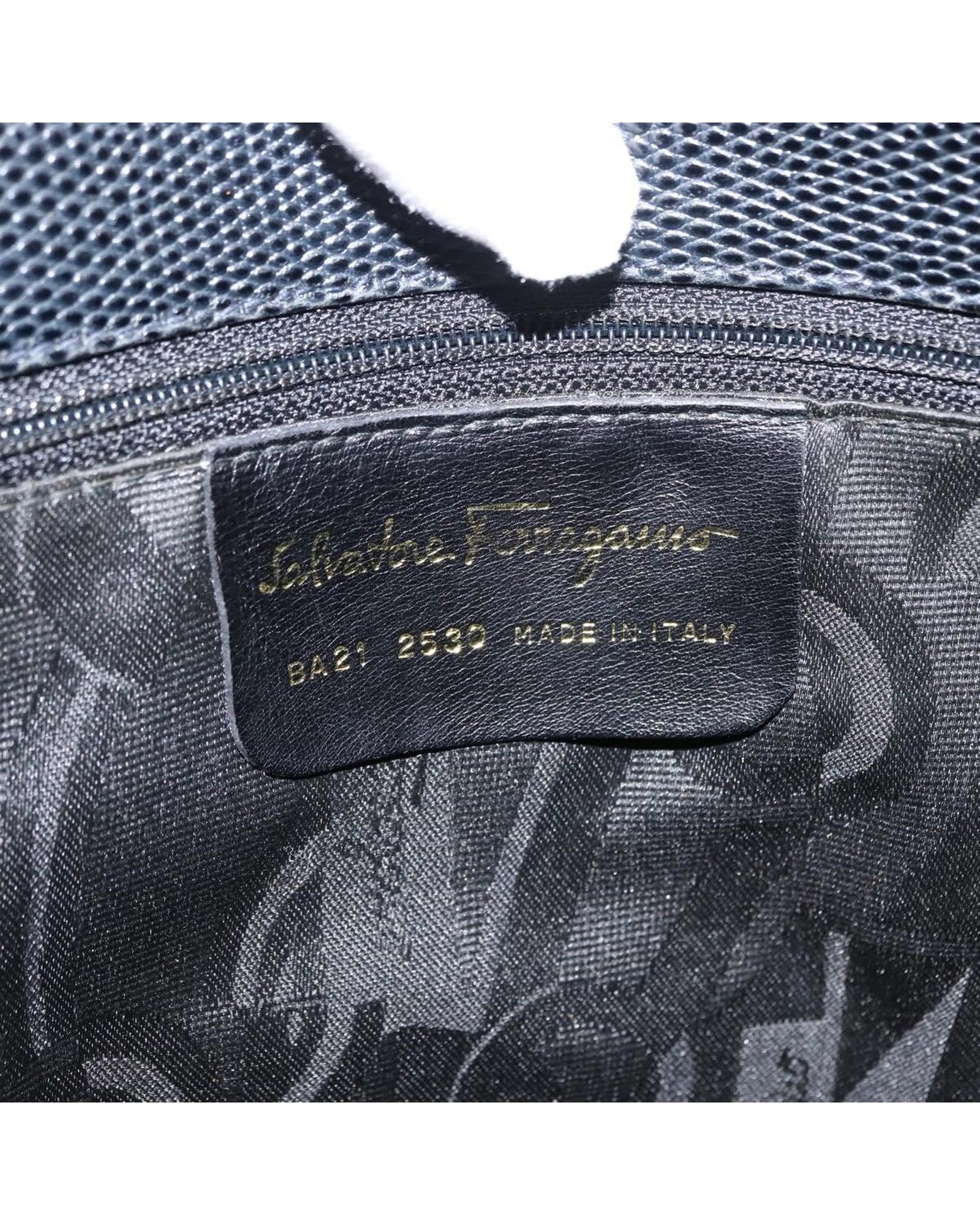 349830168.jpg